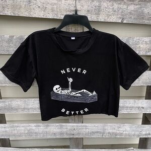 Black Graphic Crop Top